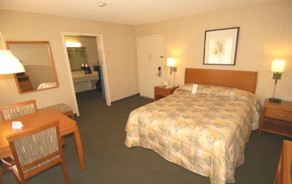 Vagabond Inn Los Angeles At Usc Kamer foto